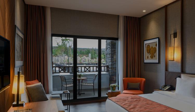 Deluxe Oda, 2 Adet Tek Kişilik Yataklı, Gölet ve Orman Manzaralı